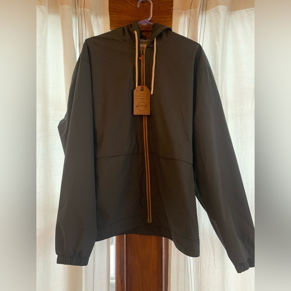 Weatherproof Vintage men’s zip up rain coat
